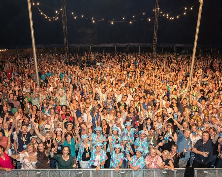 pan-pacific-masters-games-closing-ceremony-crowd